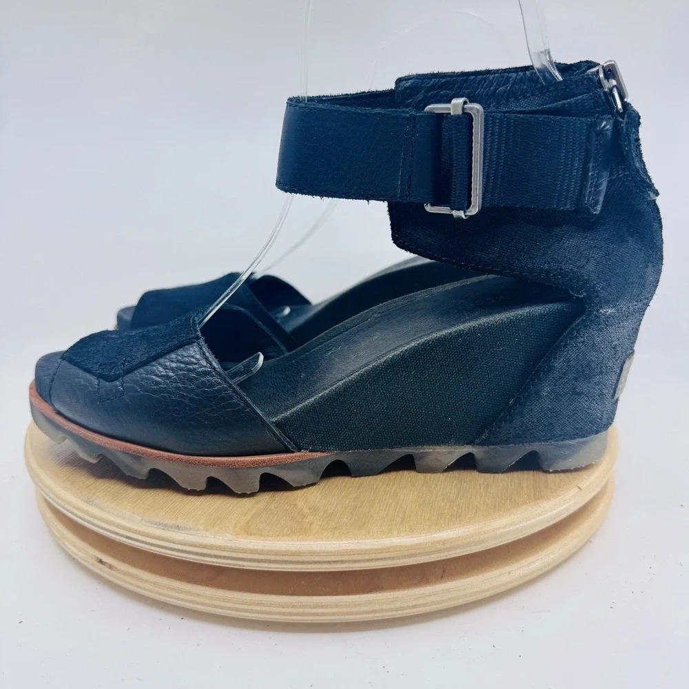 Sorel Joanie II Wedge Sandals Womens 8.5 Black Ankle Strap Zipper Shoes